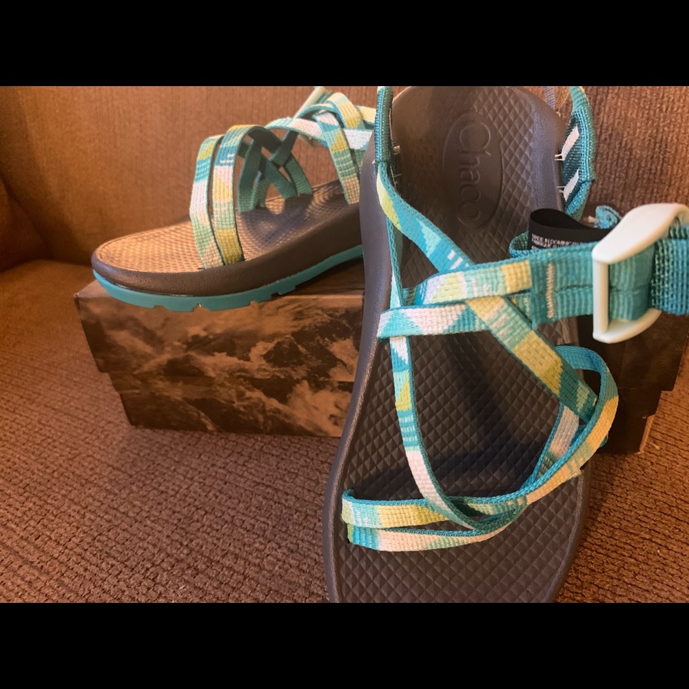 ZX1 Ecotread kids Chacos size 2 girls